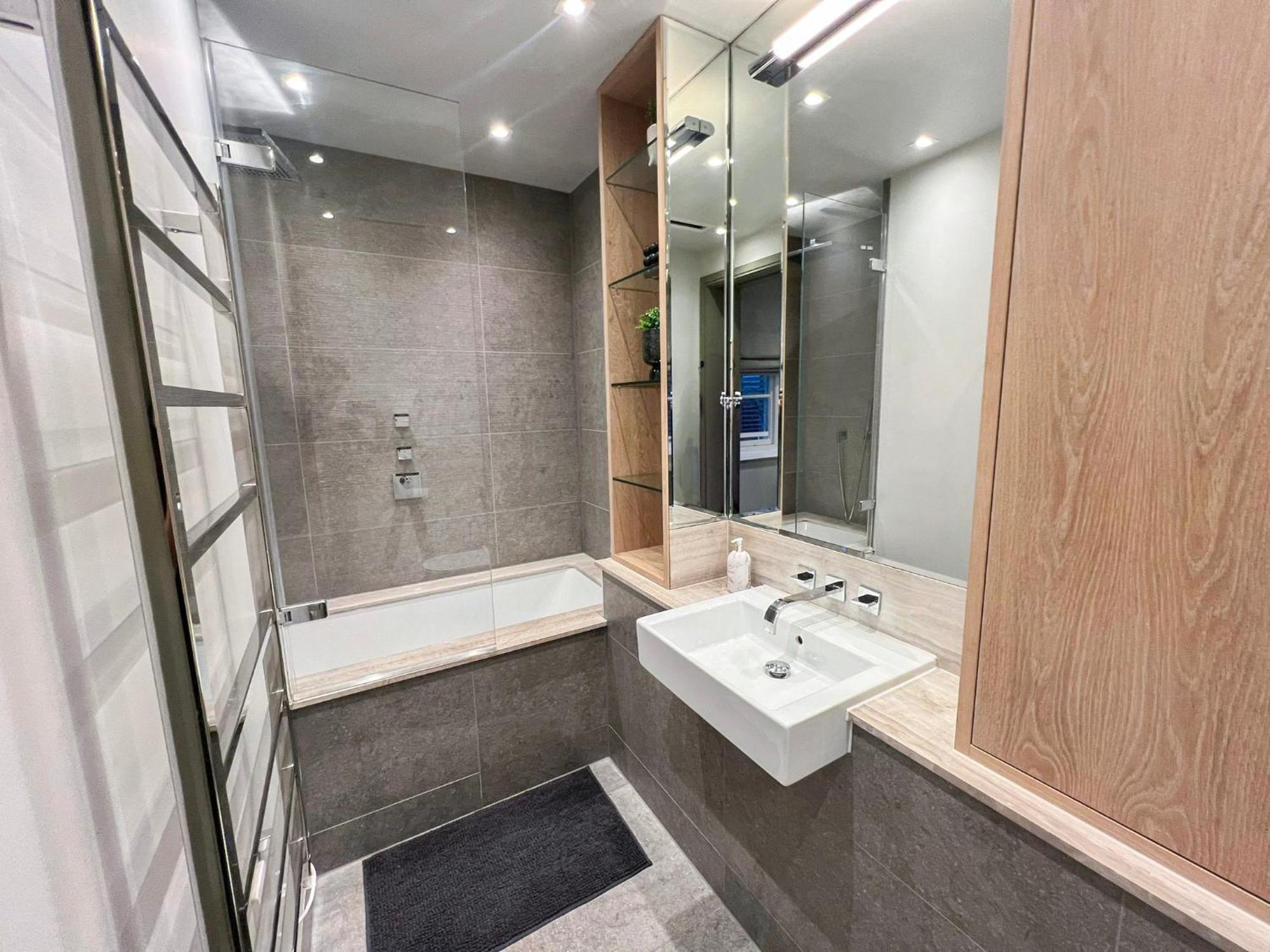 Posh 3 Bedroom Flat With Terrace And Indoor Fireplace In Mayfair, Near Hyde Park Λονδίνο Εξωτερικό φωτογραφία