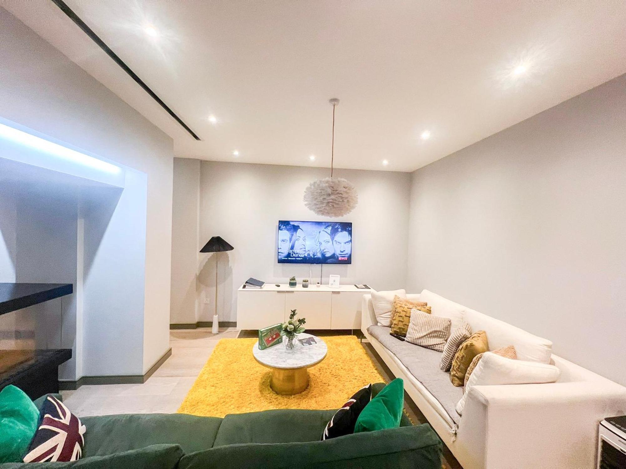 Posh 3 Bedroom Flat With Terrace And Indoor Fireplace In Mayfair, Near Hyde Park Λονδίνο Εξωτερικό φωτογραφία