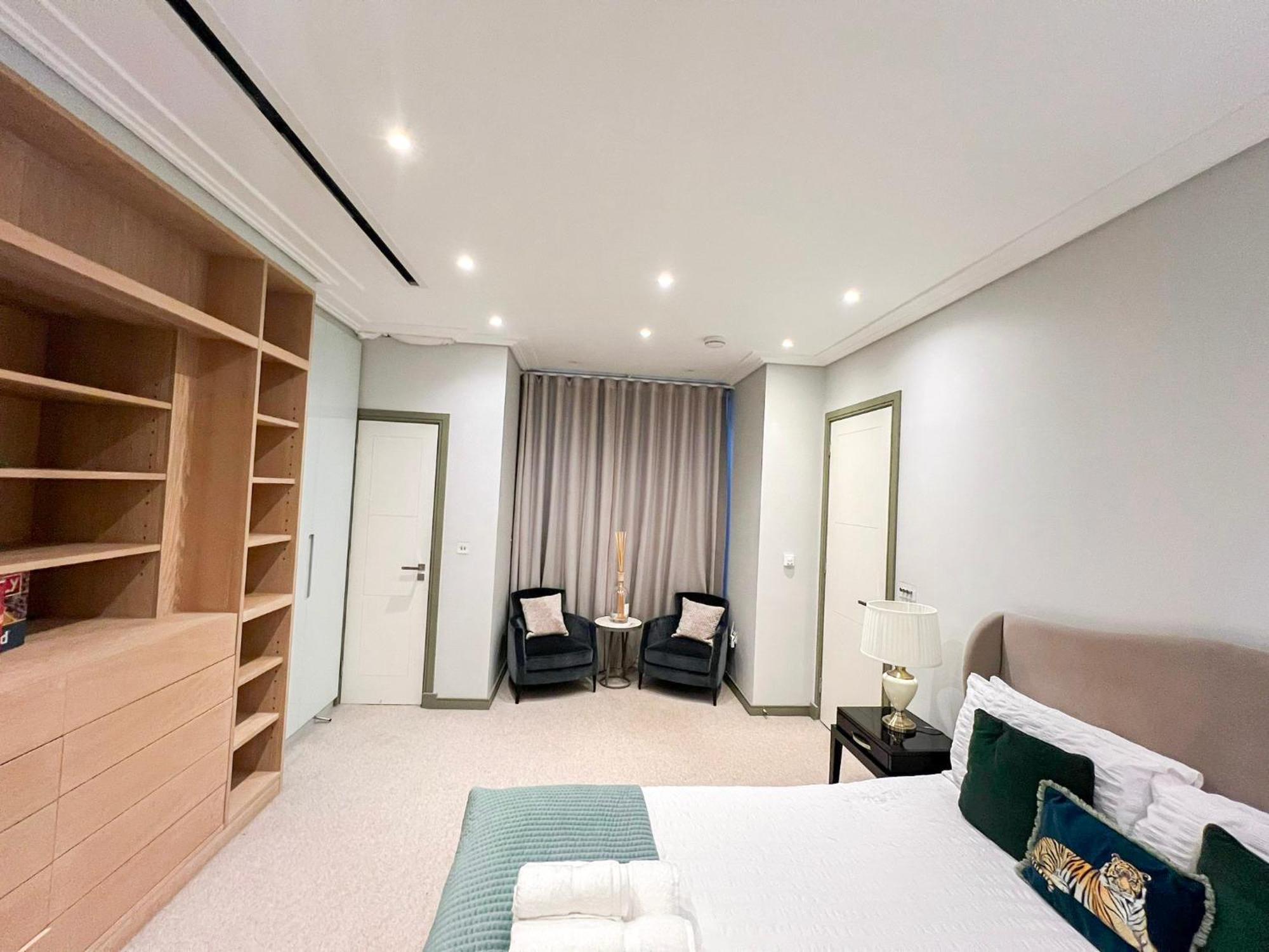 Posh 3 Bedroom Flat With Terrace And Indoor Fireplace In Mayfair, Near Hyde Park Λονδίνο Εξωτερικό φωτογραφία